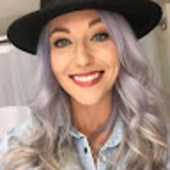 Meet your Posher, Kelly - Picture 1 of 1